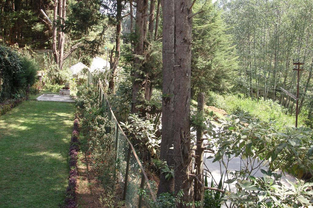 The Red House Bed and Breakfast Ooty Εξωτερικό φωτογραφία