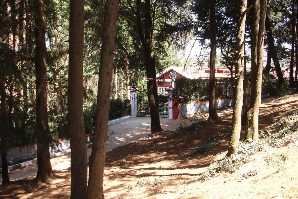 The Red House Bed and Breakfast Ooty Εξωτερικό φωτογραφία